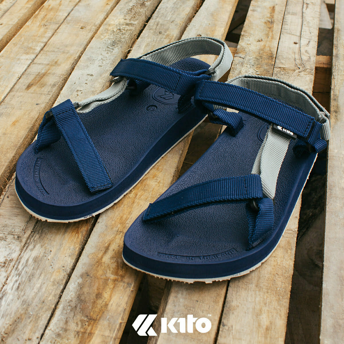 Kito KE702 รองเท้าแตะ สีกรม รองเท้าผู้ชาย รองเท้าผู้หญิง รองเท้ารัดส้น รองเท้าแตะรัดส้น