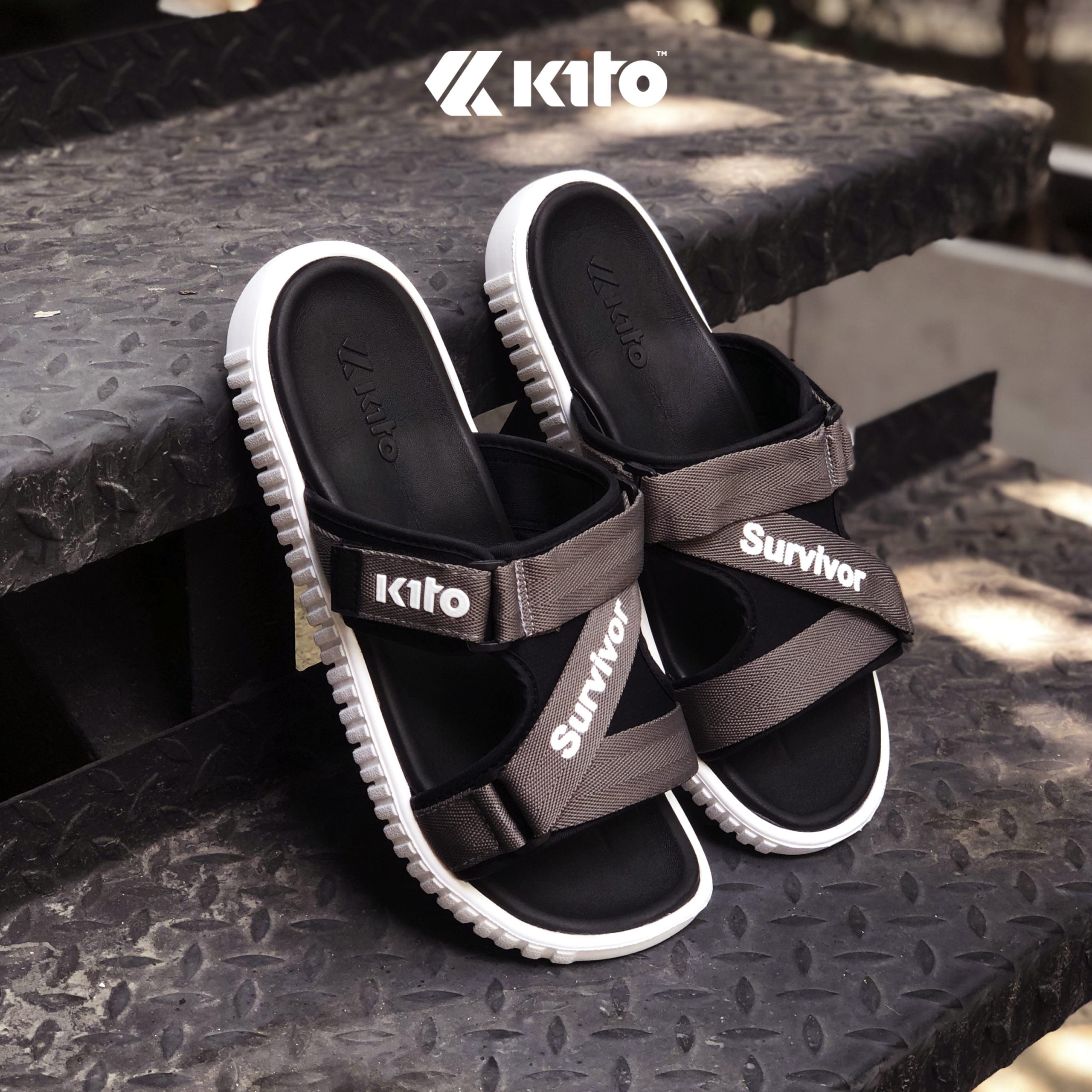 AH39 grey Kito รองเท้าแตะ AH39 รองเท้า รองเท้าผู้หญิง รองเท้าผู้ชาย Sandals