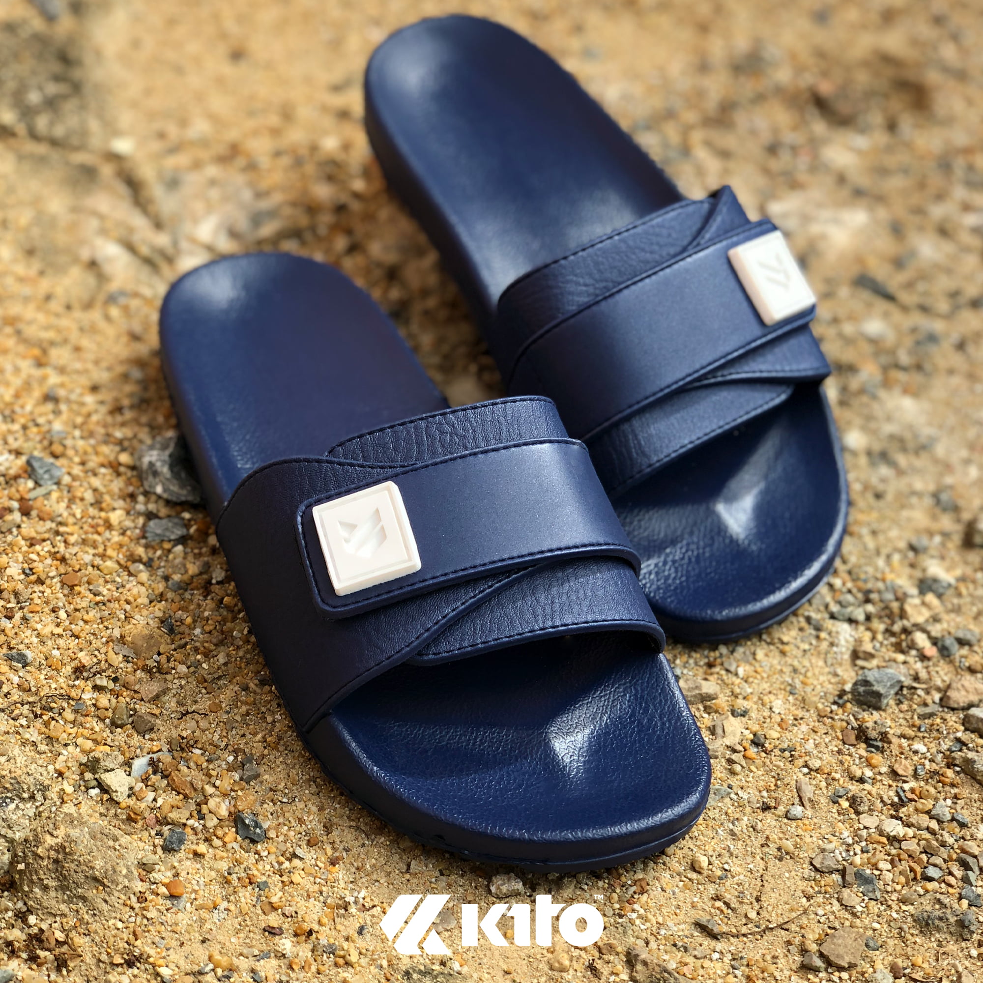 Kito AH83 Navy Kito รองเท้าแตะ AH83 รองเท้าผู้หญิง รองเท้าแฟชั่น รองเท้า รองเท้าผู้ชาย รองเท้าแตะสวม